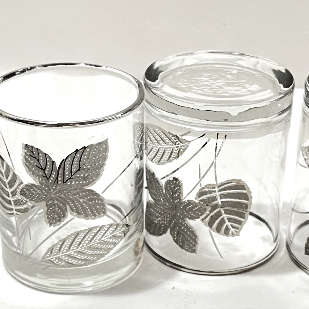 Libby MCM VTG Barware Rocks Glasses Set of 4 Tumblers Embossed Silver Leaves Rim - Picture 16 of 16